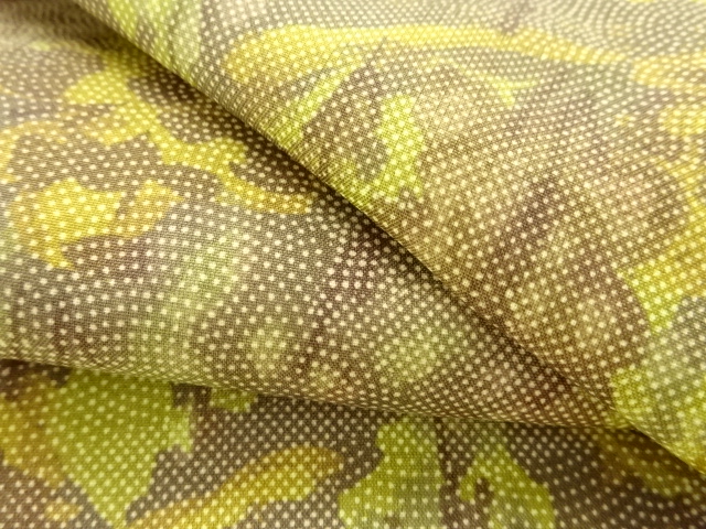  樹木模様小紋着物